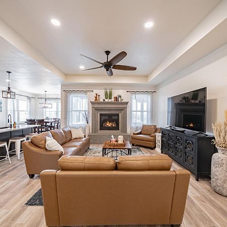 Teton Valley Getaway With Private Deck And Hot Tub! Ashton Luaran gambar