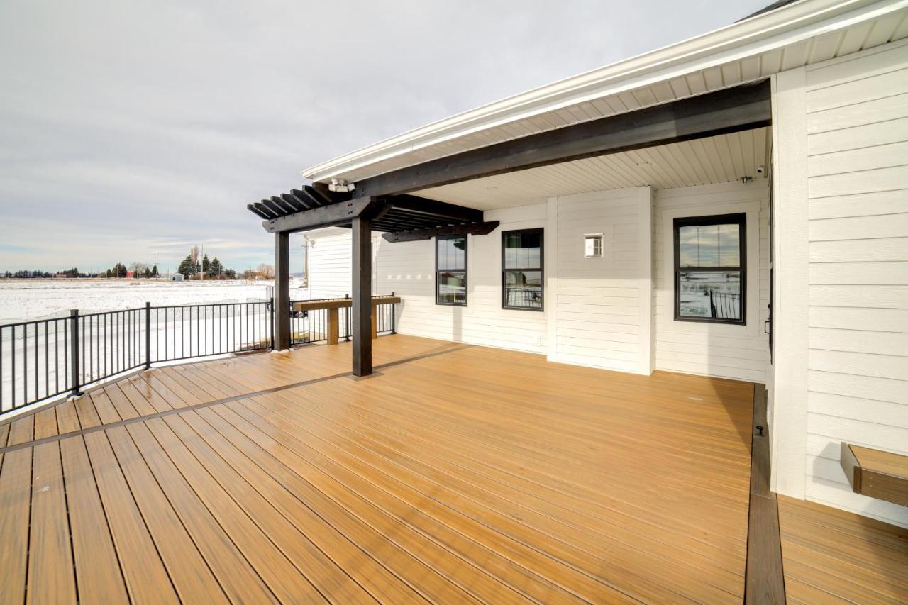 Teton Valley Getaway With Private Deck And Hot Tub! Ashton Luaran gambar